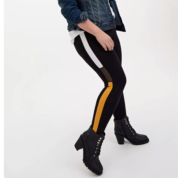 2/$30 Torrid Full Length Signature Waist Colorblock Stripe Leggings Plus Size 3X - Picture 1 of 9